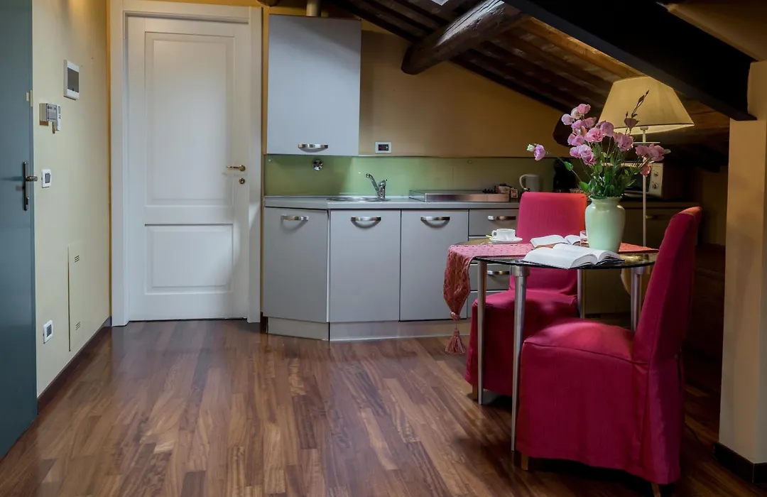 Piazza Nova Guest House-1